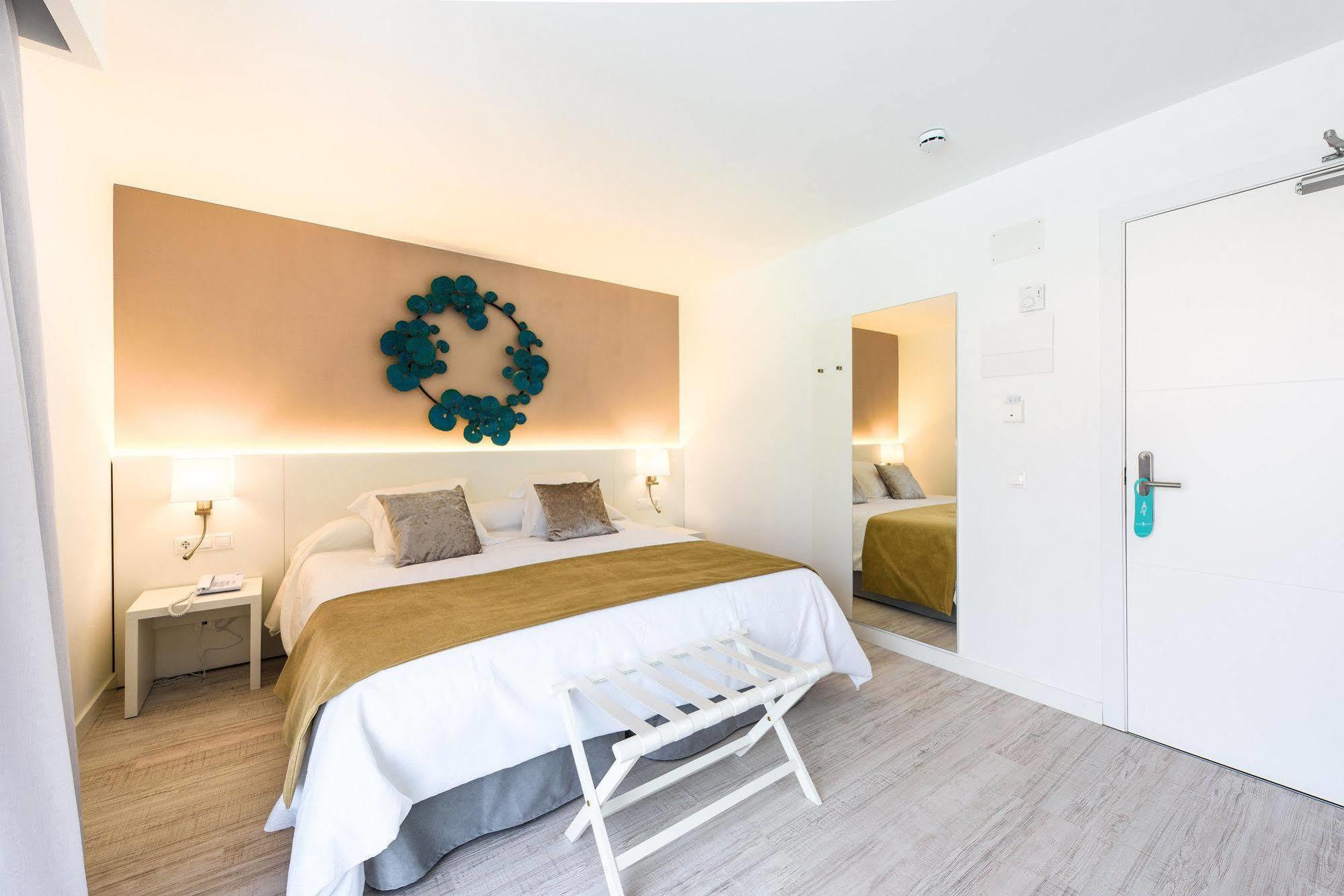 Plaza Boutique - Adults Only. Hotel Santa Ponça